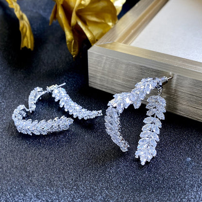 Aretes Hojas de Cristal + Caja regalo GRATIS